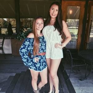 Meet your Posher, Olivia